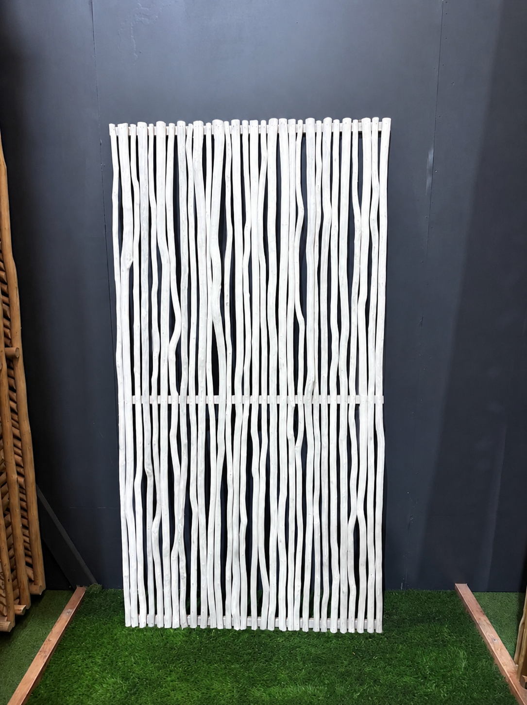 Hardwood Battens Screens - White