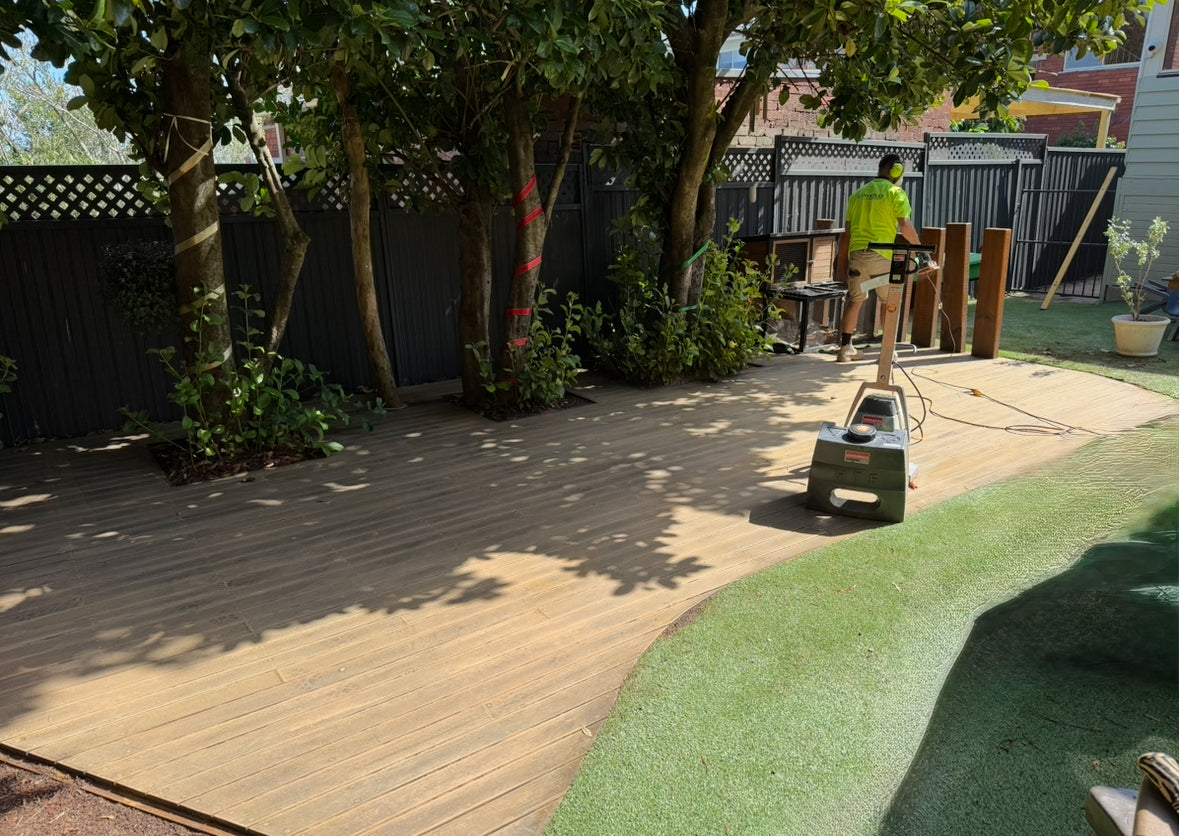 Maintenance Playgrounds - Outdoor area